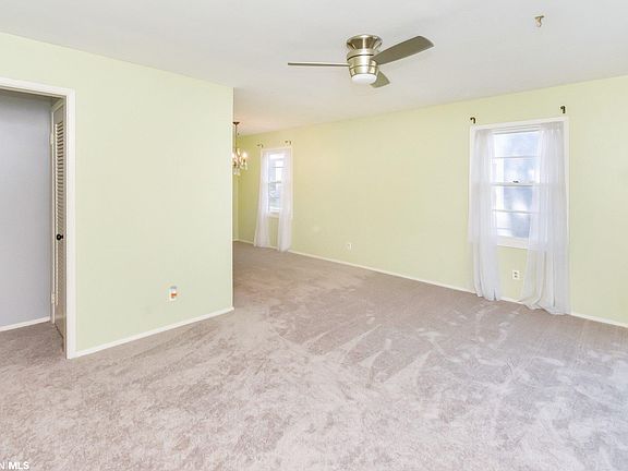 4th image of 952 W Tanglewood Dr