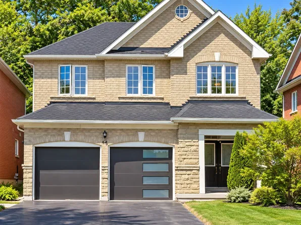 44 Canyon Hill Ave, Richmond Hill, ON L4C 9T5