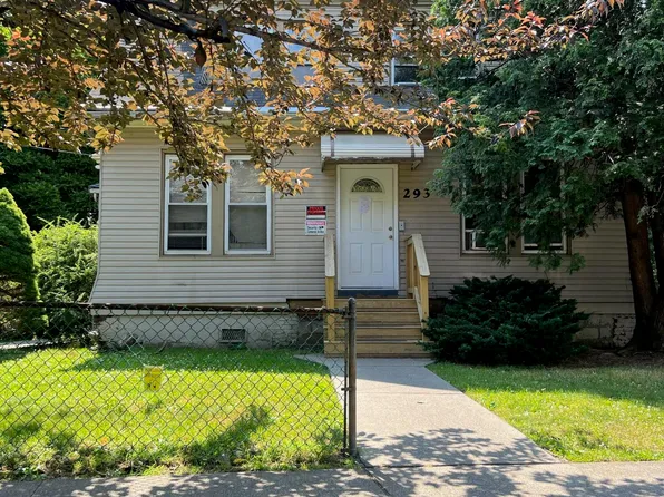 293 Heberton Ave, Staten Island, NY 10302