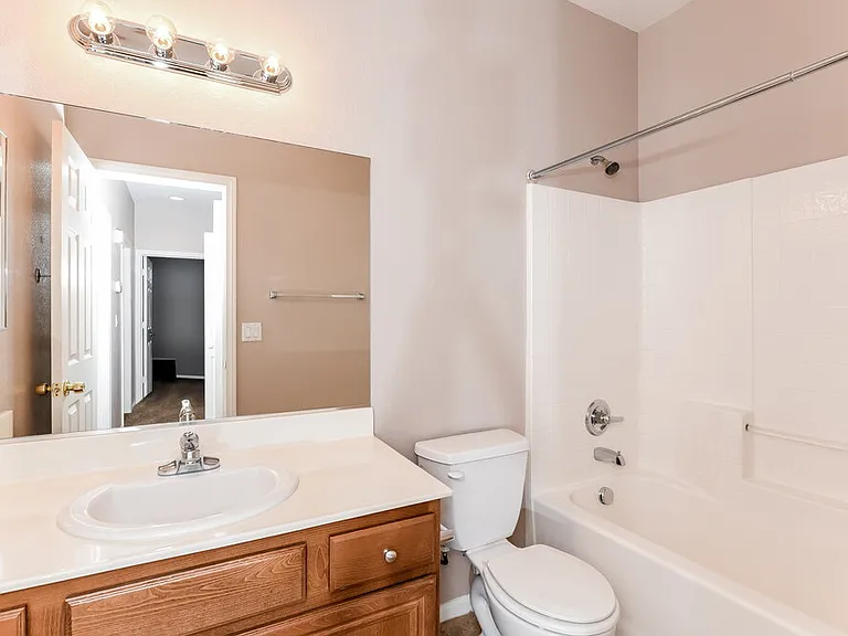 4344 Desert Home Ave — Photo 14