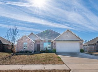 7709 Brooklyn Ave, Springdale, AR 72762