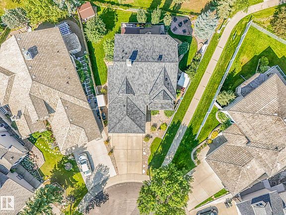 3rd image of 223 Ormsby Road East NW