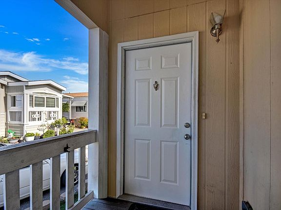 4th image of 60 Wilson Way Space 117