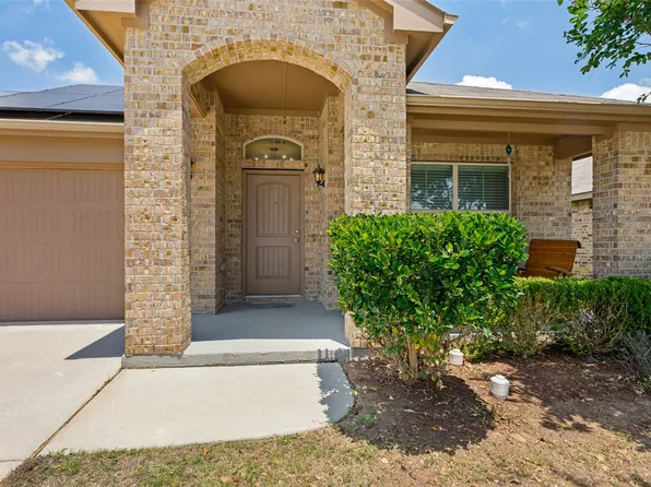 709 Wylie St, Crowley, TX 76036
