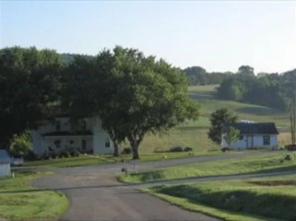 815 Kenwood Rd, Glade Hill, VA 24092