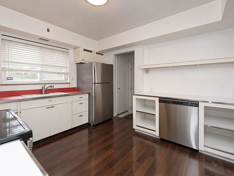 3031 Irvella Pl — Photo 21