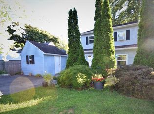 84 Westwood Dr, Rochester, NY 14616