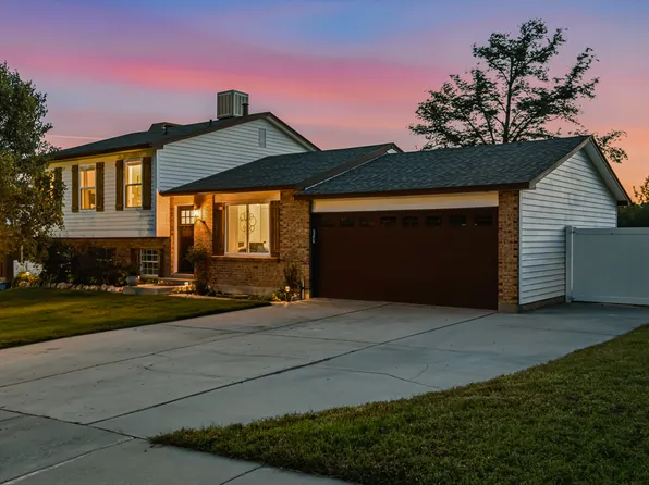12152 S Cinnamon Ridge Rd, Sandy, UT 84094