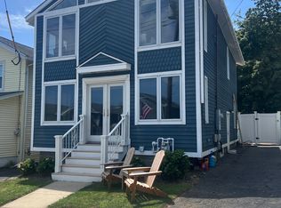 35 Lawrence Ave, Milford, CT 06460