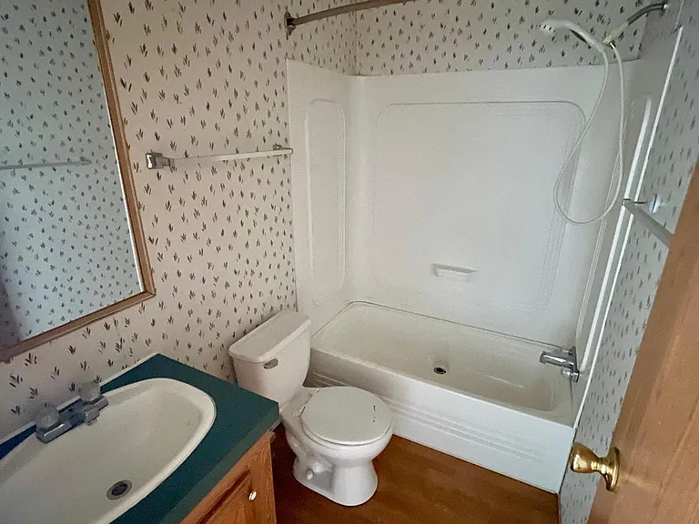 127 Crabapple Ln — Photo 9