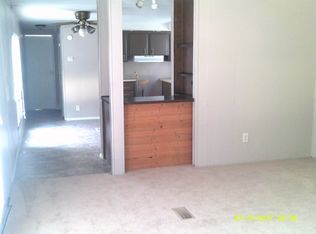 2525 Dunn Dr, Decatur, IL 62526