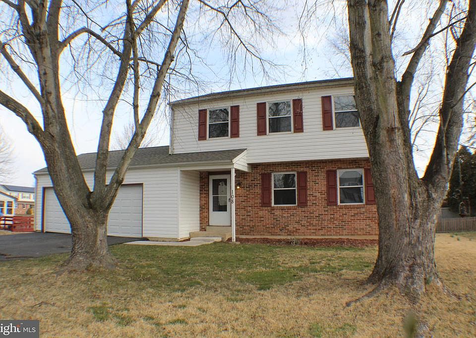 1st image of 108 N Dover Ct