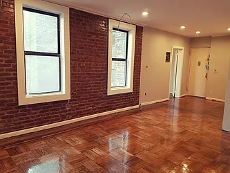 Rented by Bruma Realty LLC