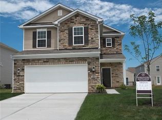 2528 Shadow Bend Dr, Columbus, IN