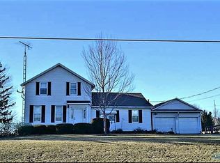 846 Pemberville Rd, Woodville, OH 43469
