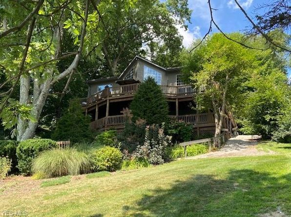 90 Cheyenne Trl Malvern Oh 44644 Zillow