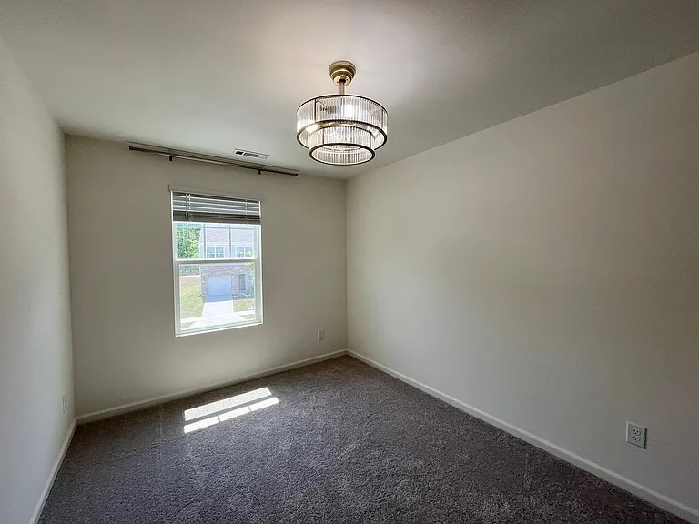 2047 Trailside Dr — Photo 18