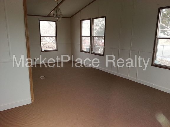 5th image of 1111 Lilac Dr