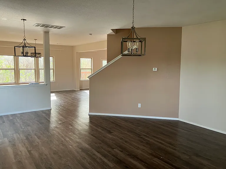 6605 SW Chestnut Hill Rd — Photo 1