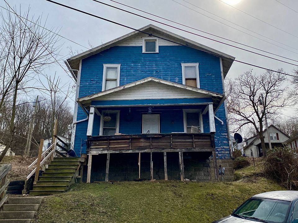2nd image of 210 Quincy St