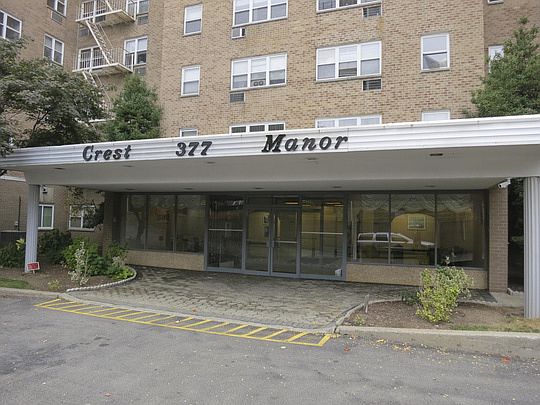 1st image of 377 N Broadway APT 714