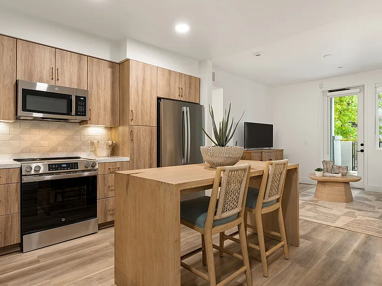 Colony Parc — Photo 2