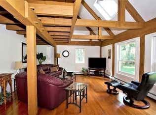 94 Surrey Ln, Topsfield, MA 01983