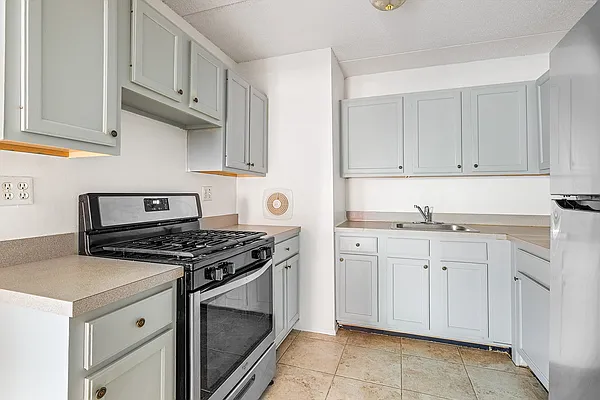 Rented by Compass | media 2