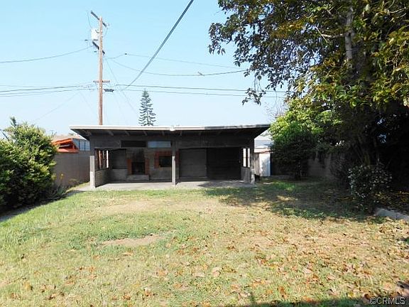 2nd image of 10851 Alexander Ave