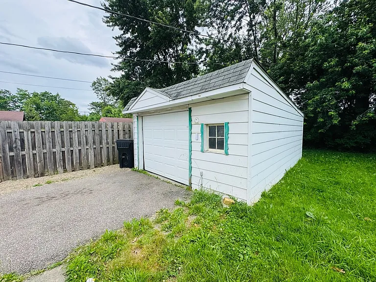 12813 Guardian Blvd — Photo 4
