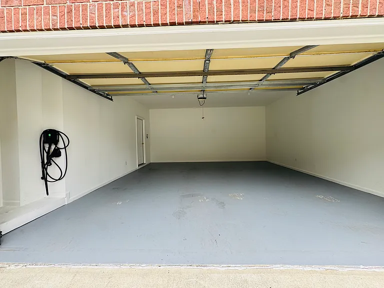 595 Oak Alley Way — Photo 45