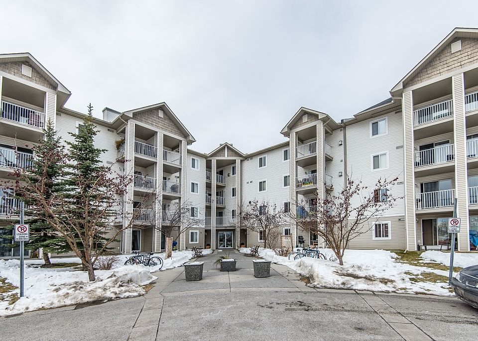 1st image of 1717 60th St SE #321
