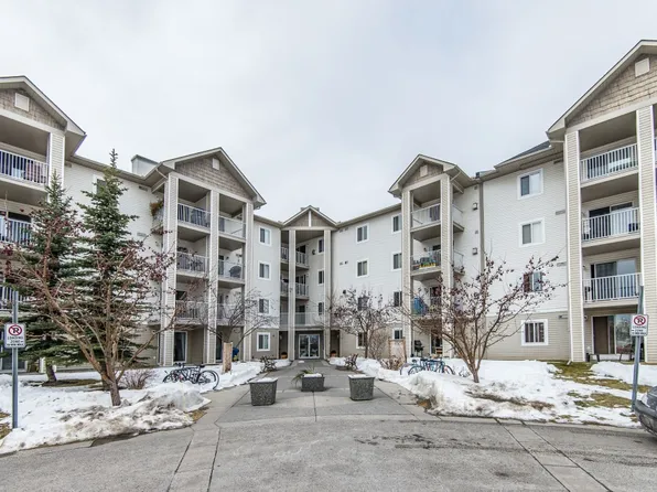 1717 60th St SE #321, Calgary, AB T2A 7Y7