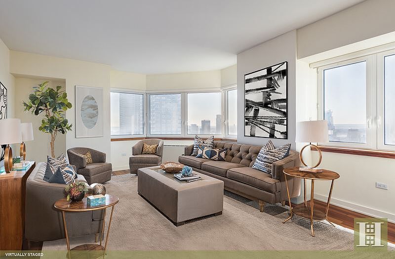 1st image of 425 5th Ave APT 57C