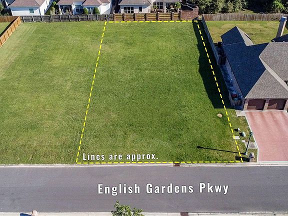 2nd image of 227 English Gardens Pkwy