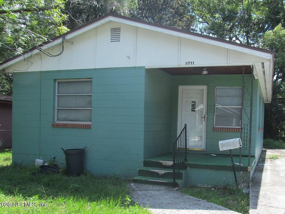 1st image of 3711 N DAVIS Street