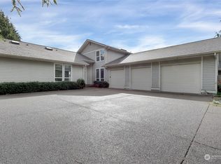26006 9th Avenue Ct E, Spanaway, WA