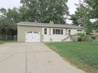 235 Liberty Pl, South Saint Paul, MN 55075