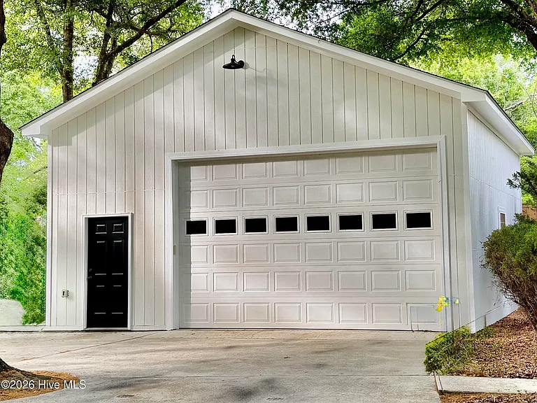 8413 Bald Eagle Ln — Photo 9