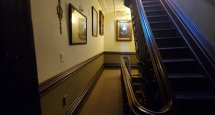 Rented by BLS Realty | media 10