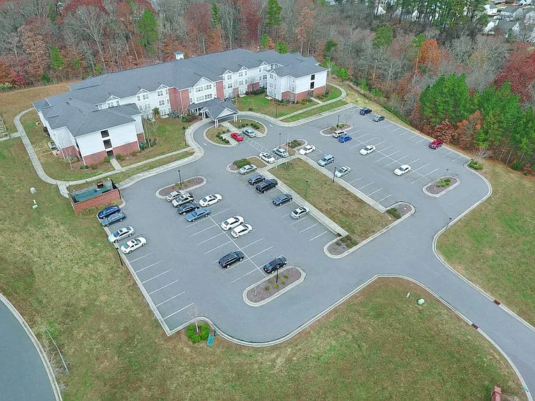 Villas at Forest Park — Photo 4