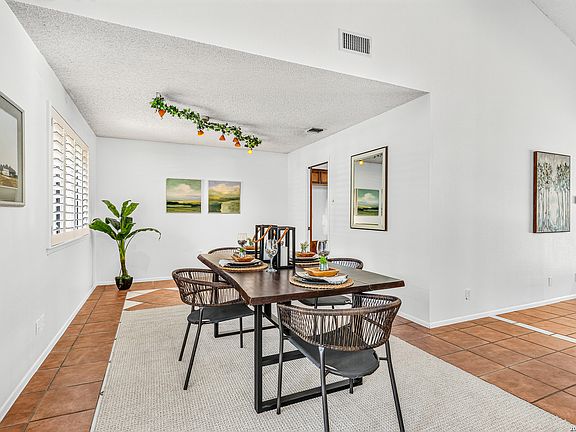 5th image of 13067 N Hunters Cir