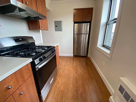 5th image of 68-50 Burns St #6F