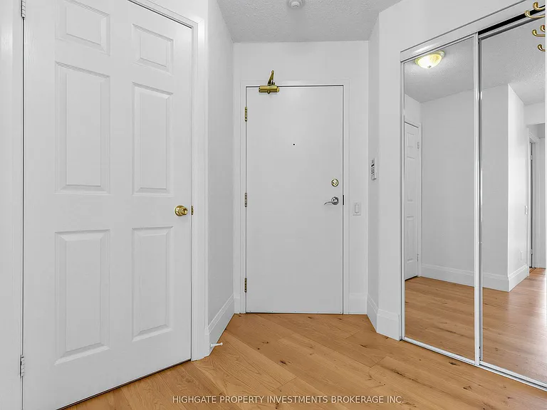 8 Hillcrest Ave #607 — Photo 3
