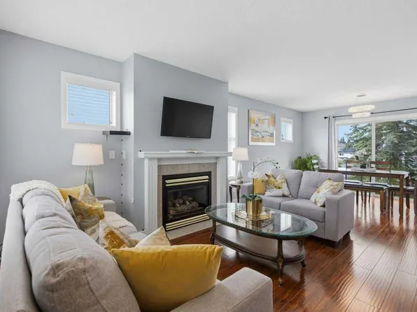 126 S Harvest Gold Pl NE, Calgary, AB T3K 4Y2