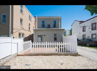 418 Conarroe St, Philadelphia, PA 19128