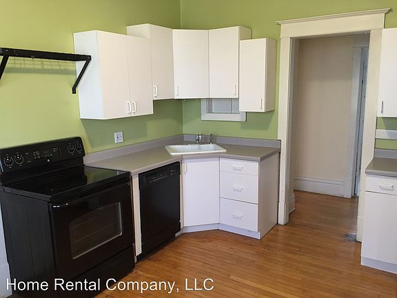 3rd image of 316 Orchard Hill St SE APT 1