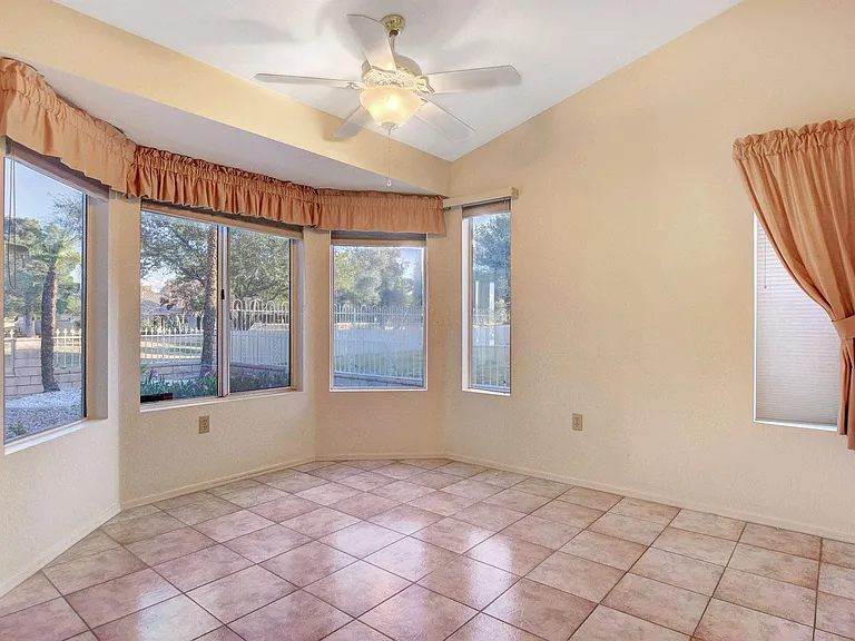 3032 Hidden Treasure Dr — Photo 18