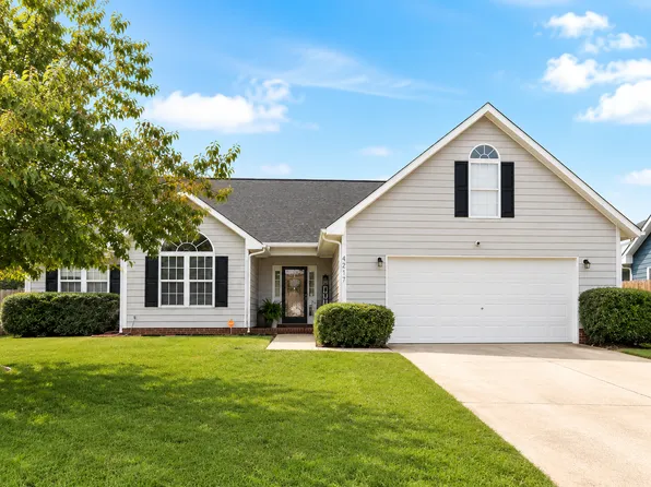 4217 Bartlet Glen Ln, Fayetteville, NC 28306
