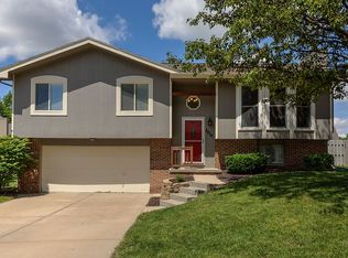 8834 N 82nd Ave, Omaha, NE 68122